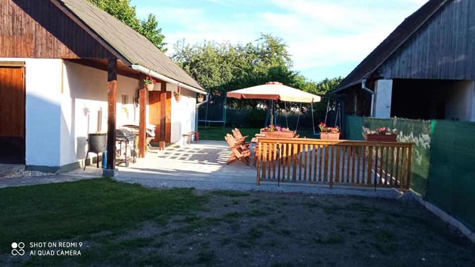 Chalupa Matej Liptovská Osada Buitenkant foto
